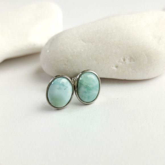 New Larimar stud earrings in Sterling Silver - Picture 1 of 5